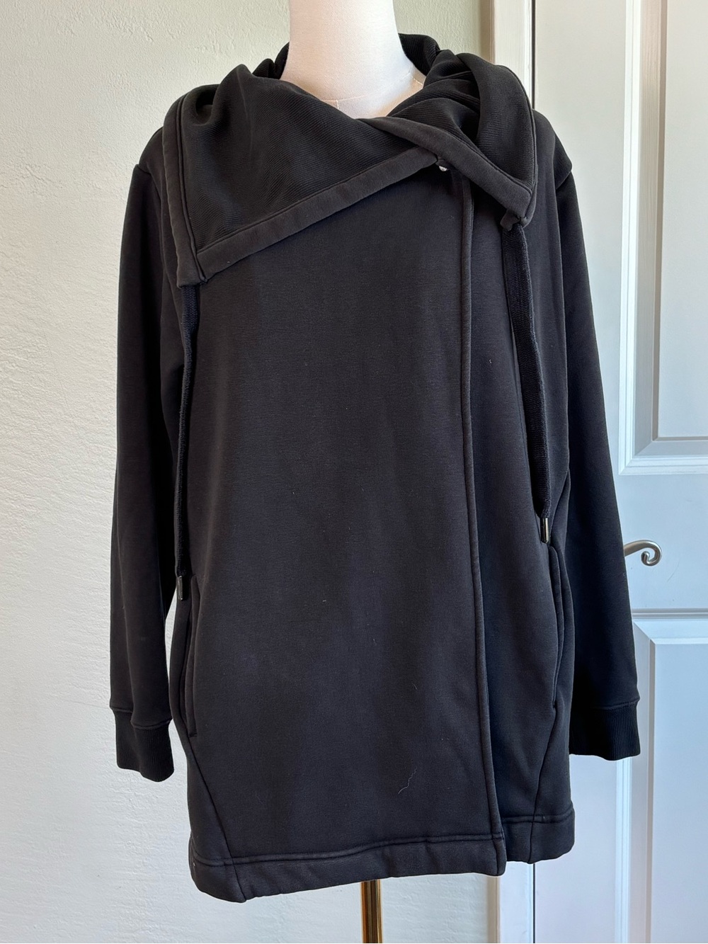 Bundle 2/$30! Zella Black Gray Fleece-Lined Hoodie Jacket Shawl Collar EUC